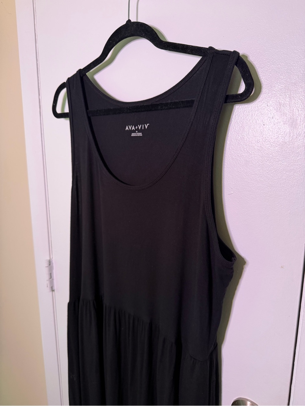 Ava & Viv Black Sleeveless Maxi Dress - Picture 2 of 6